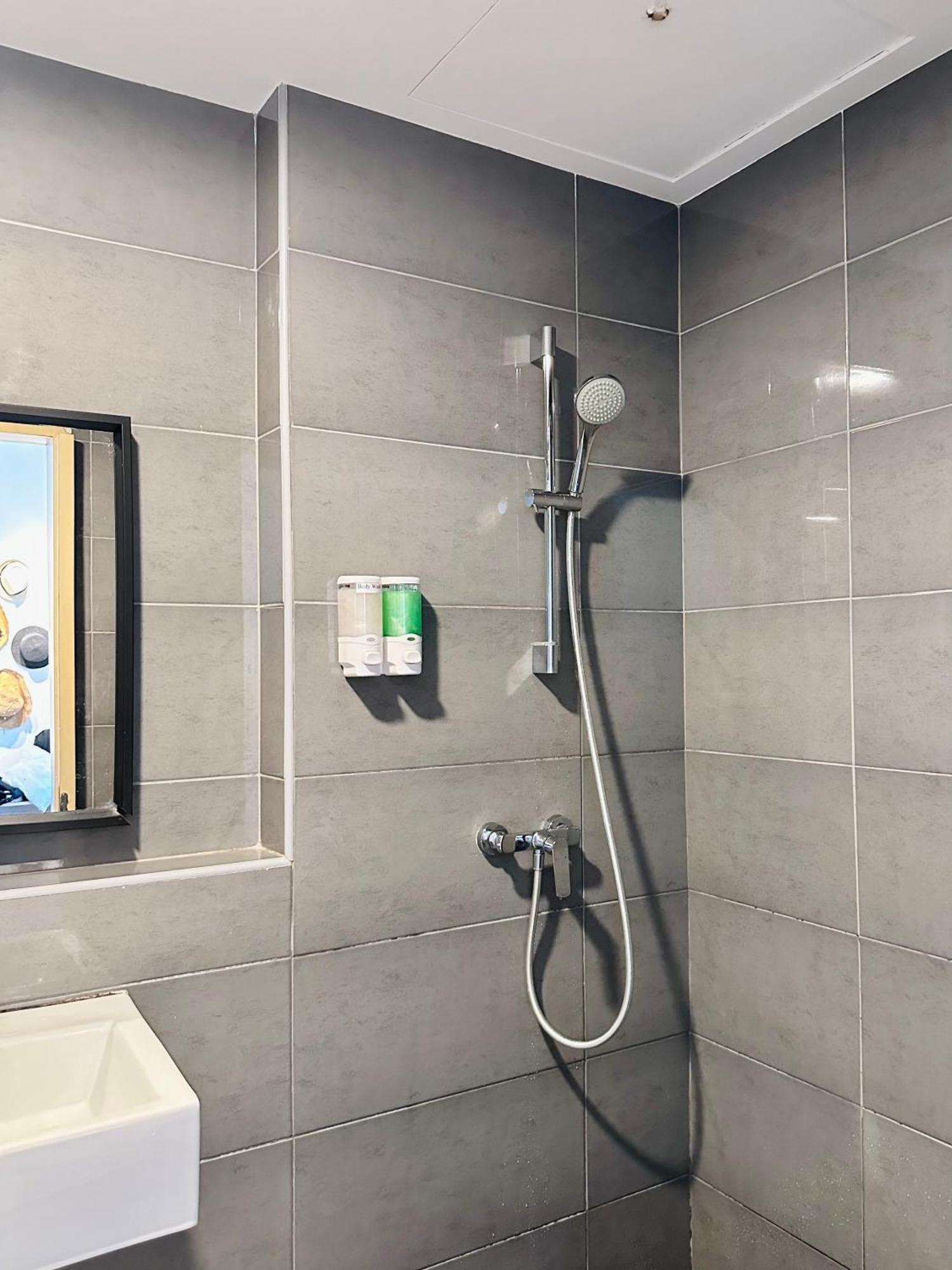Imperium Seaview Cozycorner Apartment